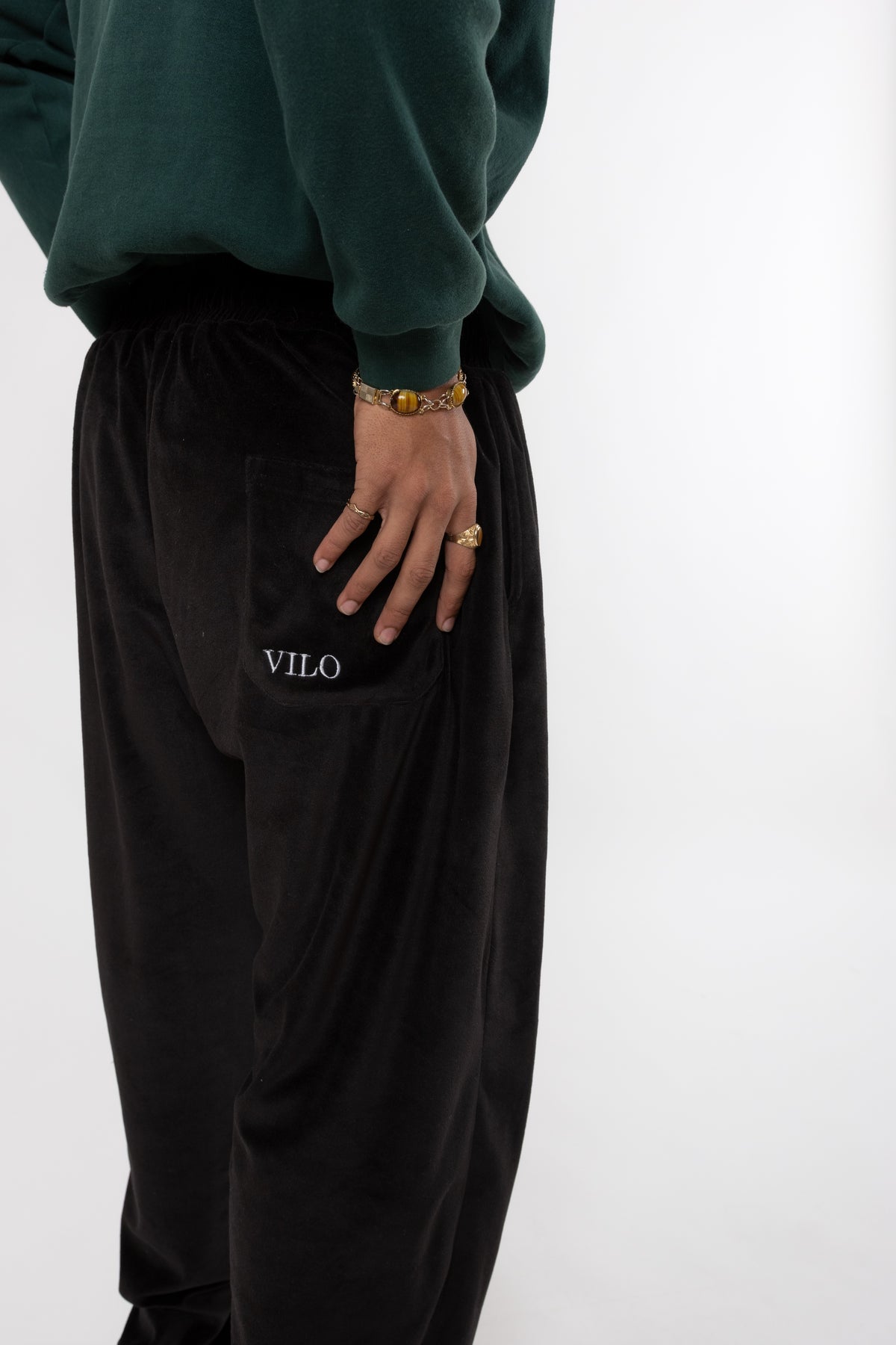 Vi0lo VELOUR SWEAPANTS – VILO